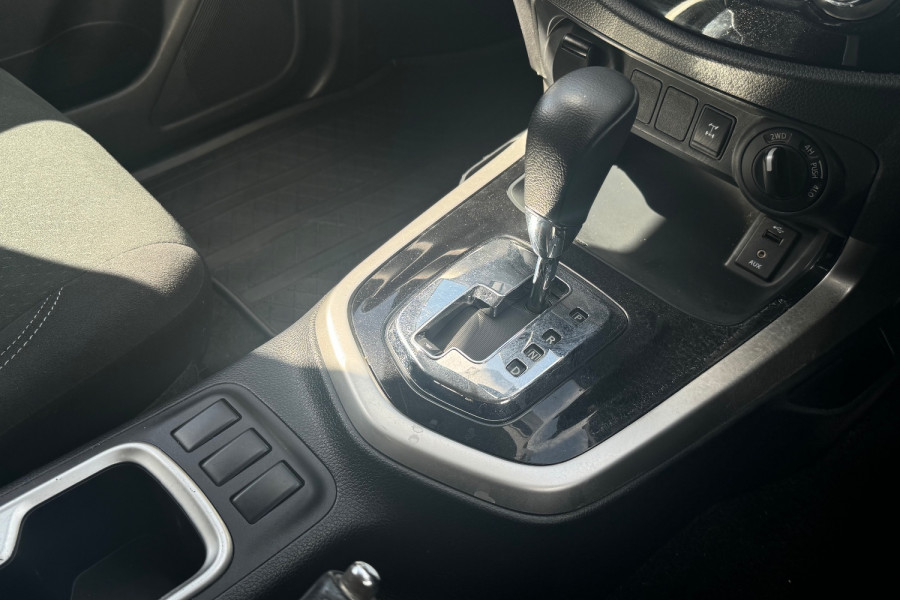 2016 Nissan Navara D23 ST Ute Image 16