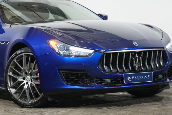 2021 Maserati Ghibli Sedan Image 2