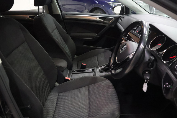 2018 Volkswagen Golf 7.5 110TSI Trendline Hatch image 8
