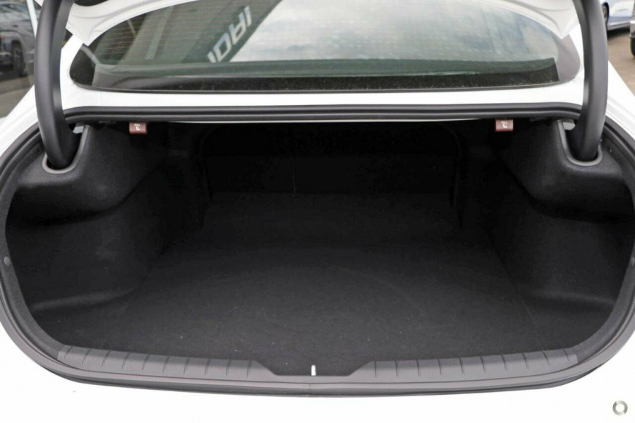 2025 Hyundai Sonata DN8.V4 N Line Sedan Image 11