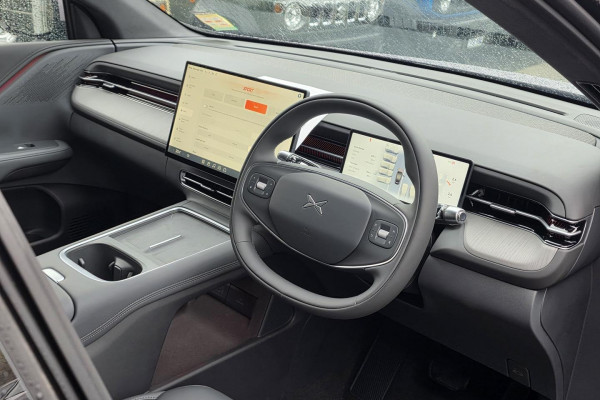 2026 XPeng G6  Long Range SUV Image 13