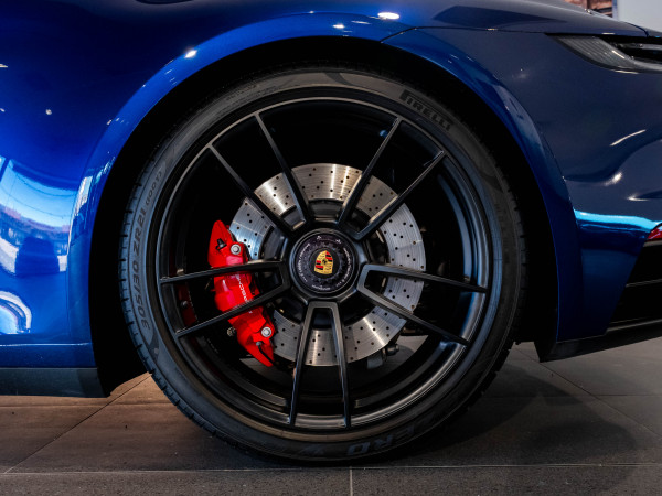 2022 Porsche 911 992 Carrera GTS Coupe image 10
