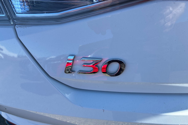 2021 Hyundai i30 CN7.V1 Active Sedan Image 11