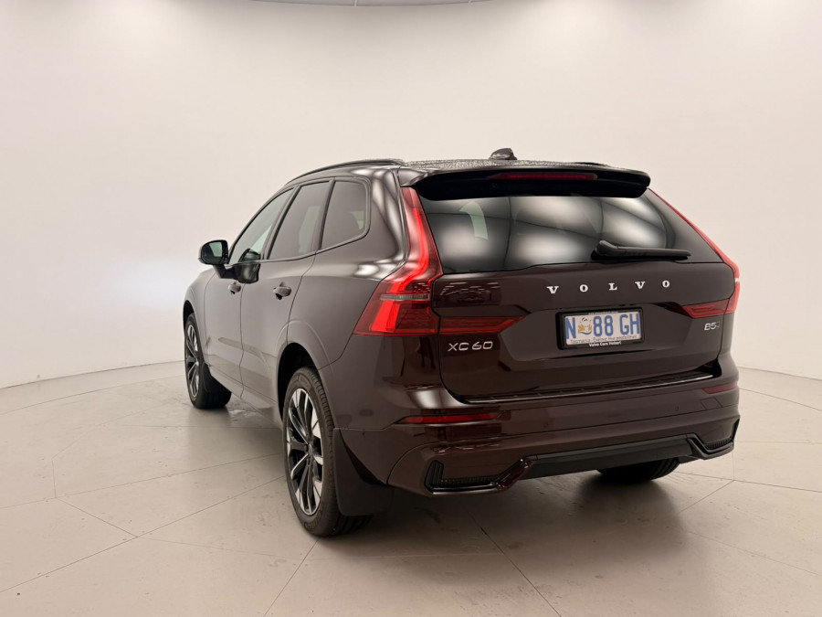 2025 MY26 Volvo XC60 UZ Ultra B5 Dark SUV Image 5