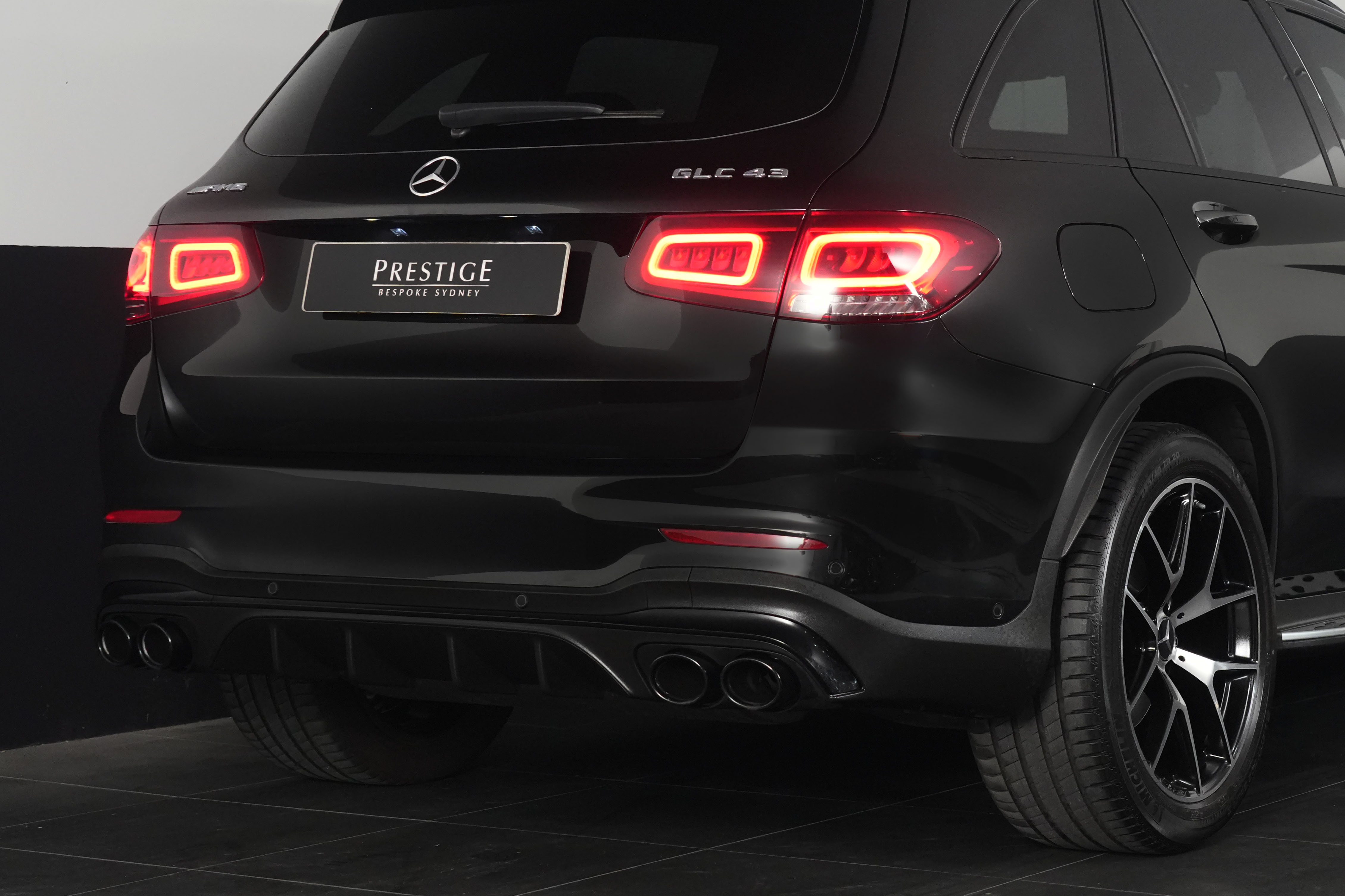 2022 Mercedes-Benz GLC-Class GLC43 AMG SUV Image 23