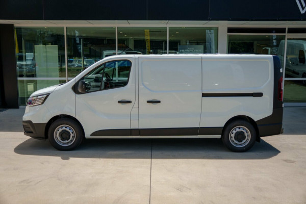 2026 Renault Trafic X82 Pro Van Image 4