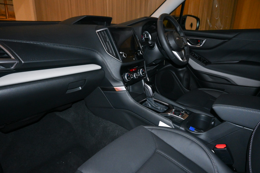 2025 MY24 Subaru Forester S5 2.5i Luxury Special Edition SUV Image 8