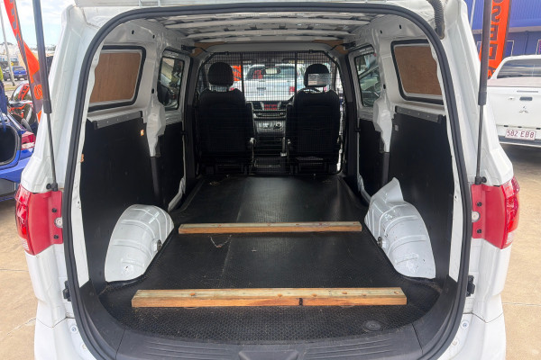 2021 LDV G10 SV7C + Van Image 21