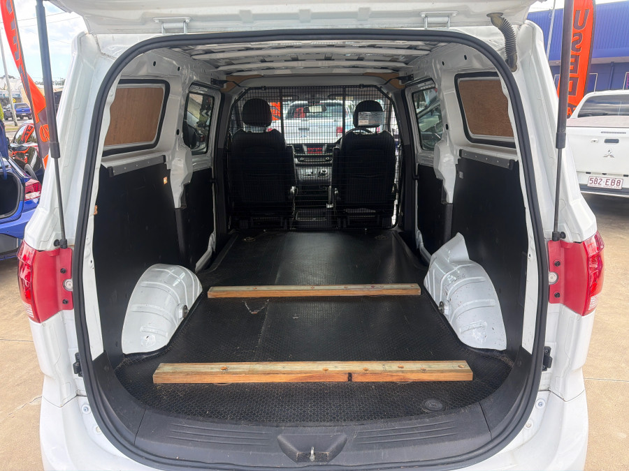 2021 LDV G10 SV7C + Van Image 21