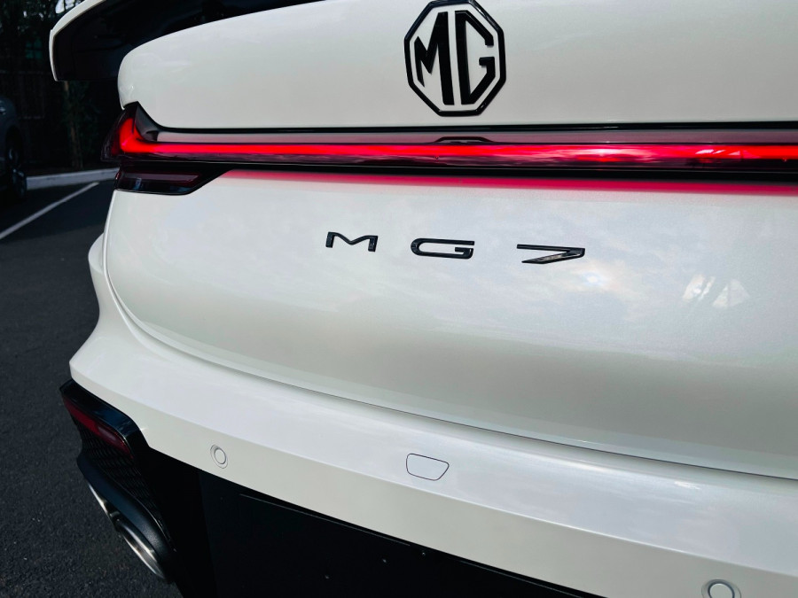 2026 MY25 MG MG7 IP42 Essence Sedan Image 9