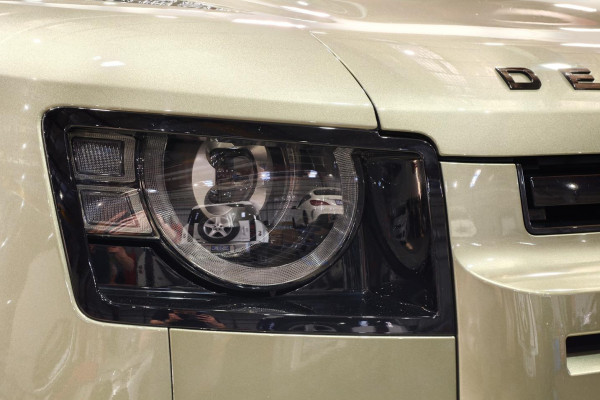 2021 Land Rover Defender L663 110 D300 SE SUV Image 17