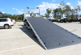 2020 Fuso Fighter  TOW + TILT  2427 MANUAL - Free Servicing Tow & tilt