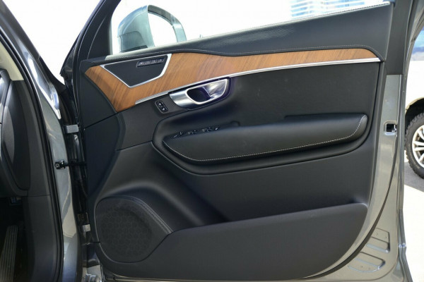 2019 Volvo XC90 L Series T6 Inscription Suv Image 3