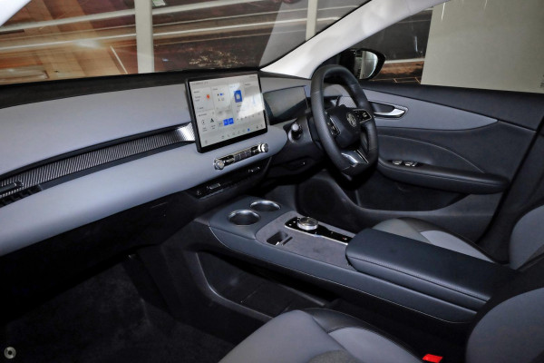 2025 MG MGS5 EV ZS3EM Essence 62 SUV Image 6