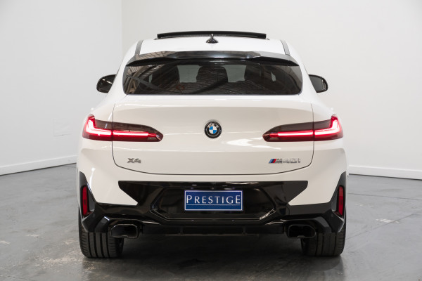 2022 BMW X4 M40i SUV Image 10