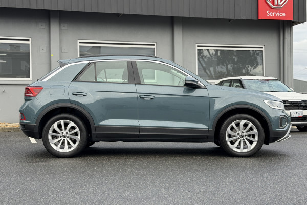 2023 Volkswagen T-Roc D11 CityLife SUV Image 5
