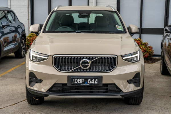 2024 MY25 Volvo XC40  Plus B4 SUV Image 3