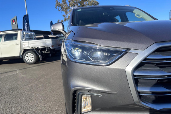 2022 LDV D90 SV9A  SUV Image 2