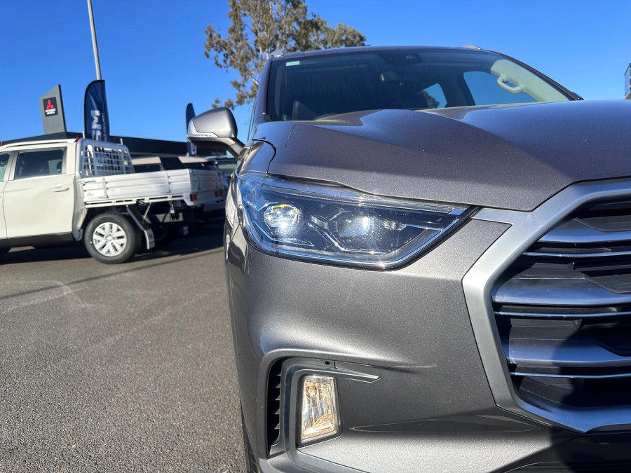 2022 LDV D90 SV9A  SUV Image 2