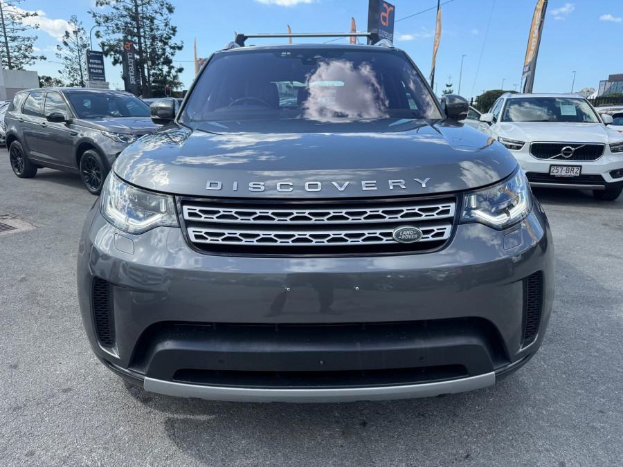 2018 Land Rover Discovery Series 5 HSE Luxury SUV Image 2