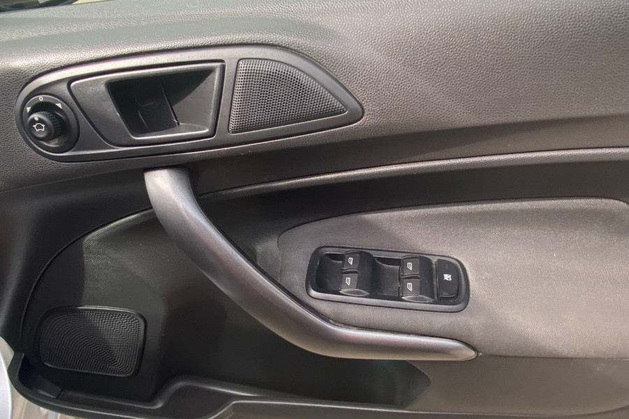 2014 Ford Fiesta WZ AMBIENTE Hatch Image 11