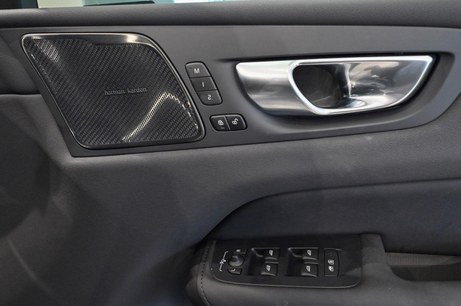 2026 Volvo XC60 UZ Plus B5 Bright SUV Image 19