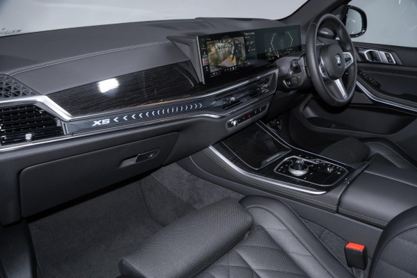 2026 BMW X5 G05 LCI xDrive40i M Sport SUV image 8