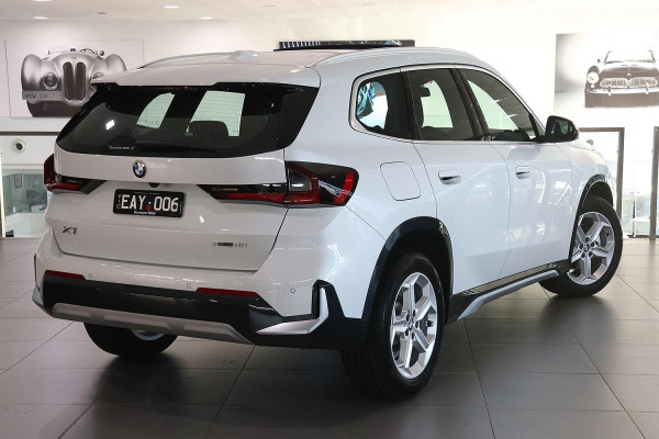 2025 BMW X1 U11 sDrive18i SUV image 4