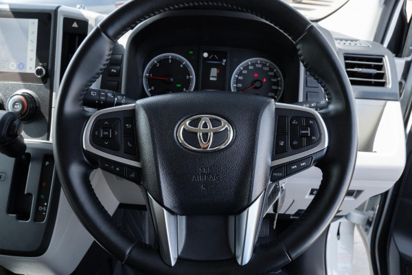 2024 Toyota HiAce GDH300R  Van Image 15