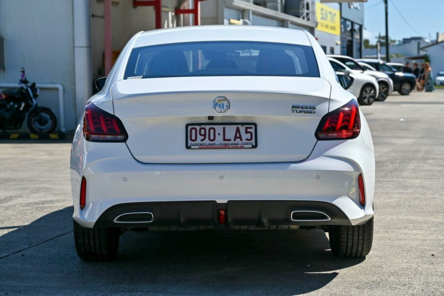 2024 MG MG5 AP32 Essence Sedan Image 4