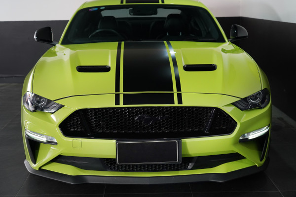 2020 Ford Mustang R-Spec Coupe Image 9