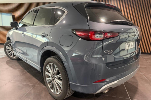 2026 Mazda CX-5 KM Series G25 Akera SUV Image 8