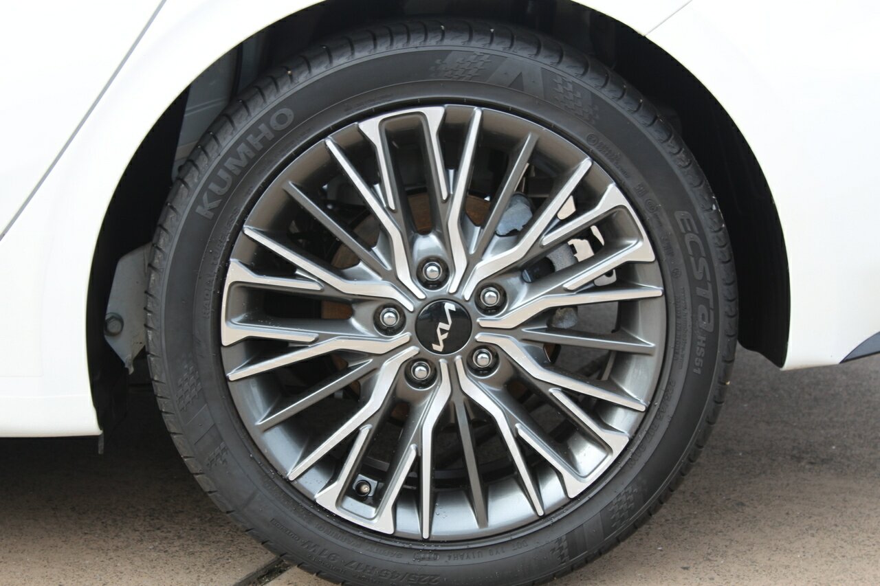 2023 Kia Cerato BD Sport Hatch Image 15