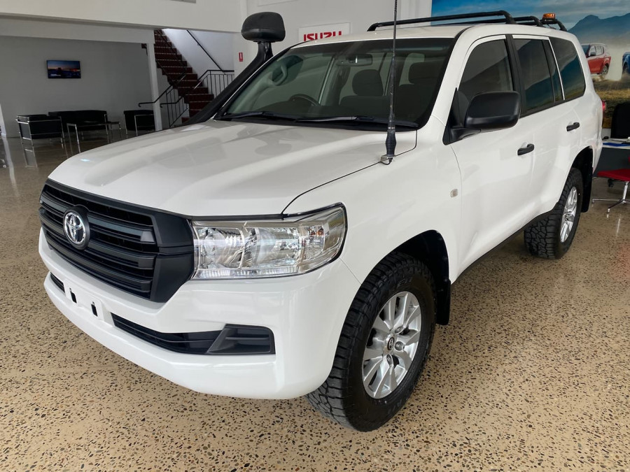 2019 Toyota Landcruiser VDJ200R GX Suv Image 1