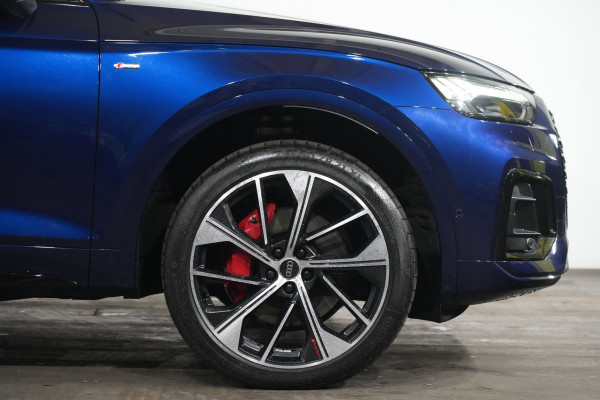 2025 Audi Q5 FY 55 TFSI e S Line SUV Image 5