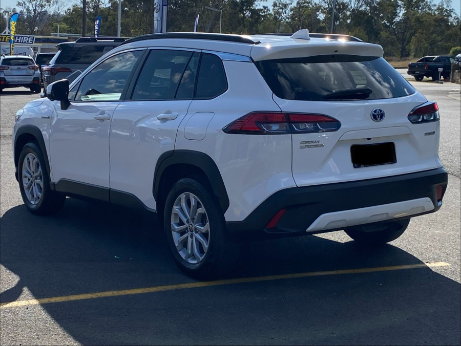 2023 Toyota Corolla Cross MXGA10R GXL SUV Image 5