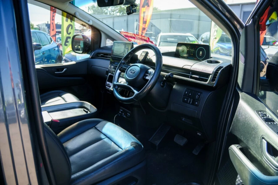 2021 MY22 Hyundai Staria US4.V1 Highlander People Mover Image 19