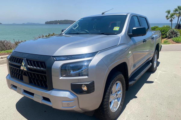 2026 Mitsubishi Triton MV GLX+ Ute Image 3