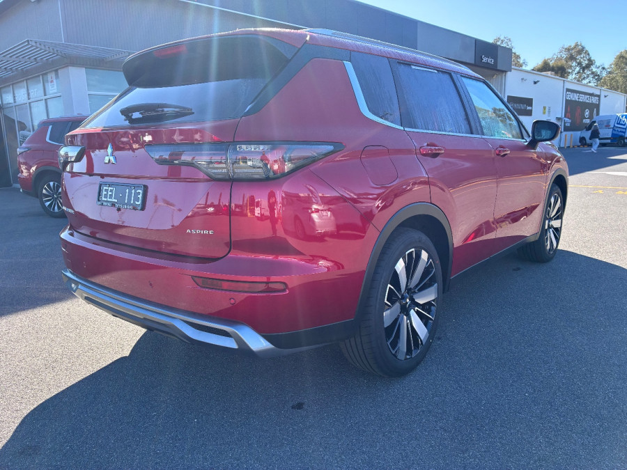 2025 Mitsubishi Outlander ZM Aspire SUV Image 7