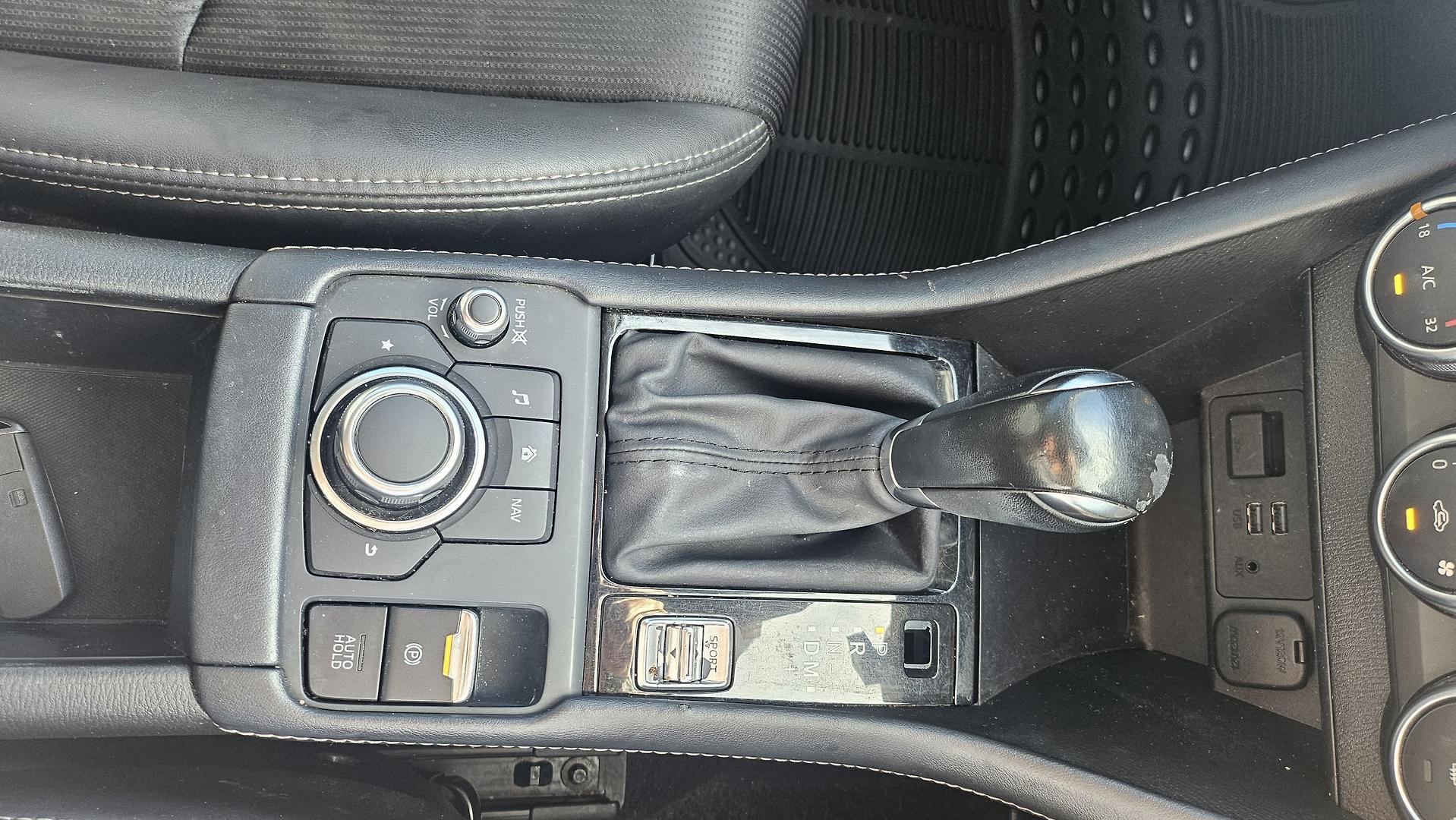 2019 Mazda CX-3 DK sTouring SUV Image 24