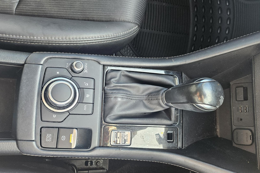 2019 Mazda CX-3 DK sTouring SUV Image 24