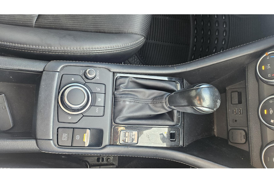 2019 Mazda CX-3 DK sTouring SUV Image 24