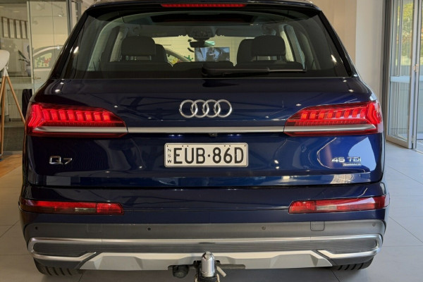 2022 Audi Q7 4M 45 TDI SUV Image 5