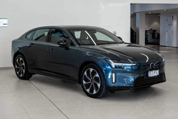 2025 MY26 Volvo ES90  Plus Single Motor Sedan Image 4