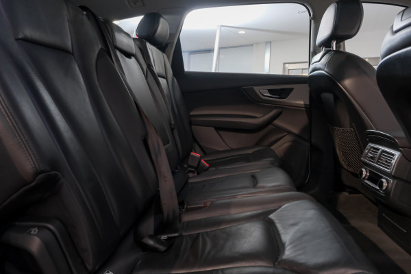 2017 Audi Q7 4M TDI SUV image 9