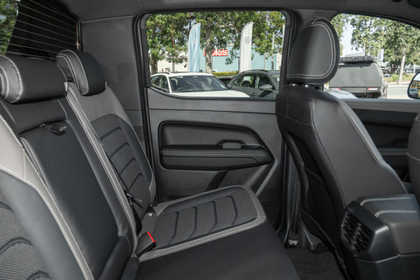 2026 Volkswagen Amarok NF Ute Image 9