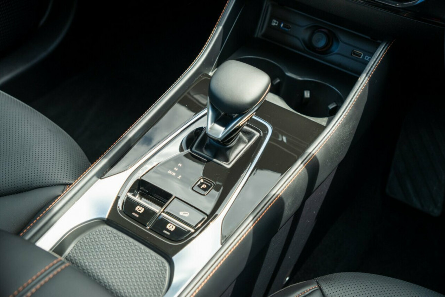 2024 MY24.5 MG HS AS33 Excite SUV Image 11