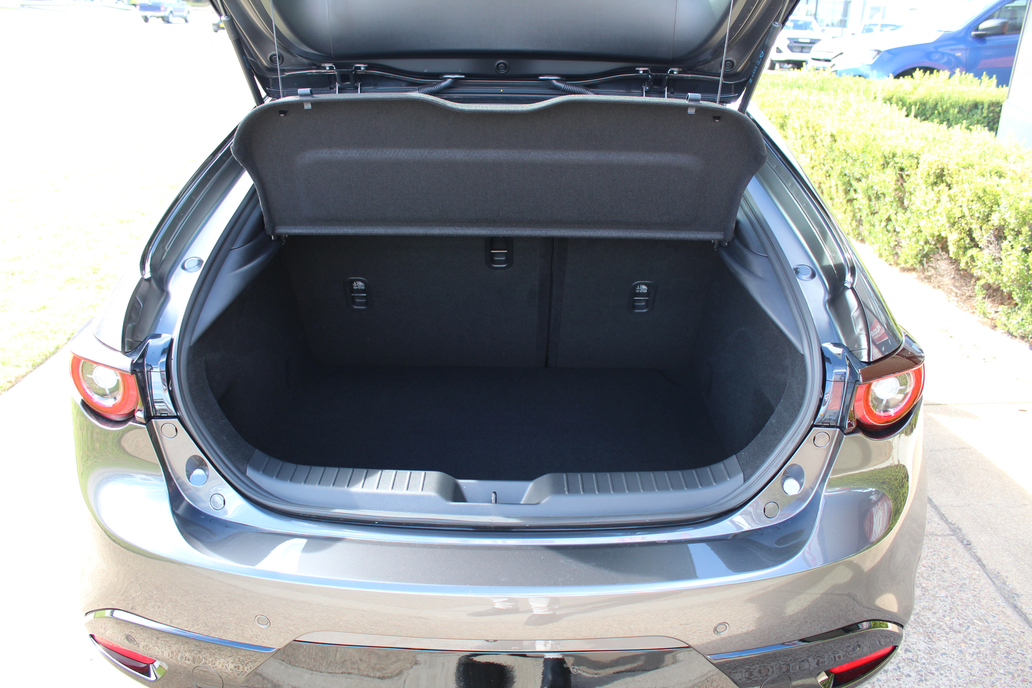 2024 Mazda 3 BP G20 Touring Hatch Image 7