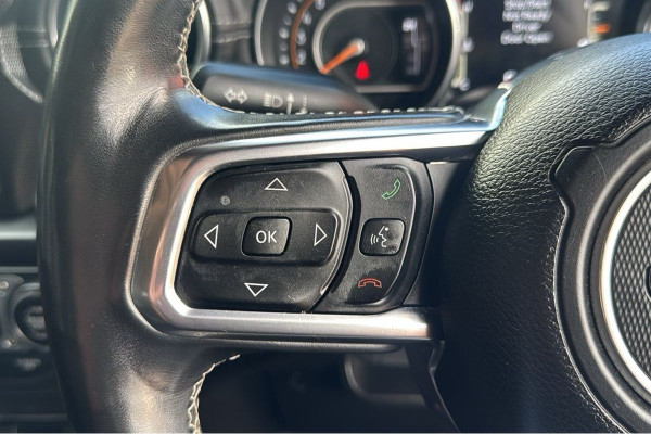 2018 Jeep Wrangler JK Overland SUV Image 18
