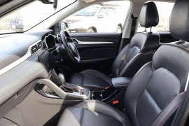 2023 MG ZST Excite SUV